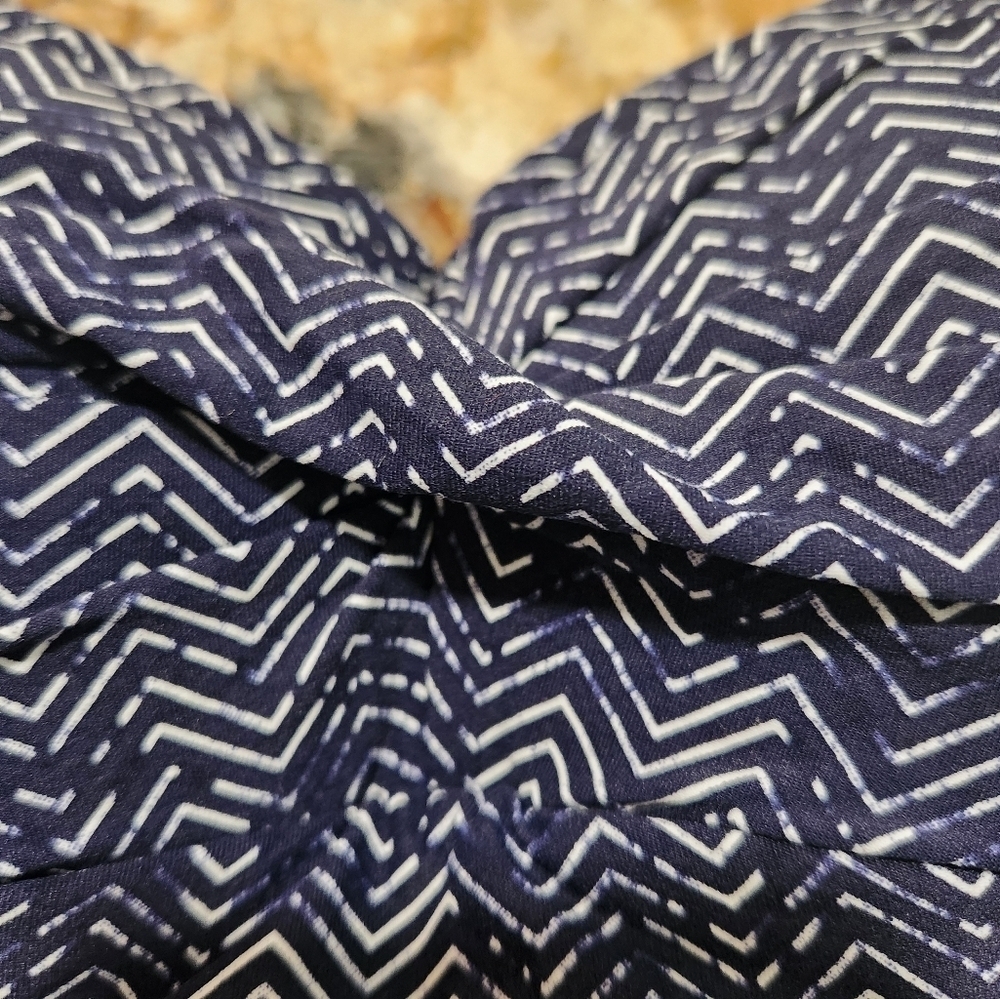 Nip Tuck Swim One piece Multi Fit cup size US 4 Navy NWT - Picture 9 of 9